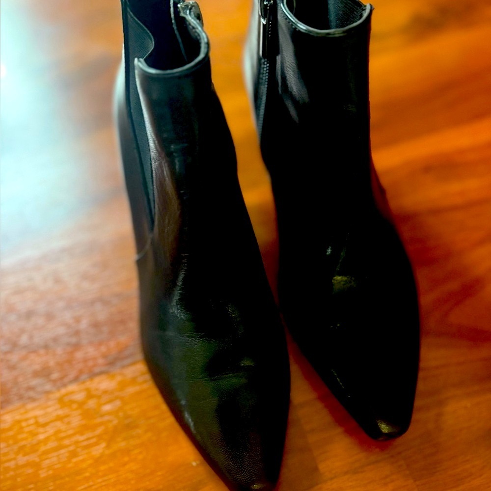 Joan & David Sleek Black Ankle Boots